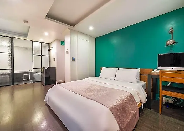 Sindorim November Hotel