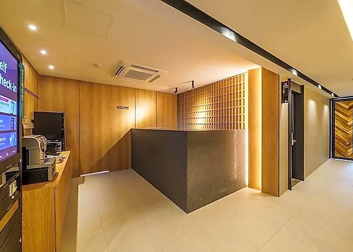 Sindorim November Hotel 2*