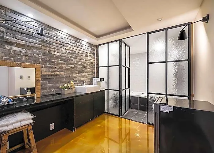 Sindorim November Hotel