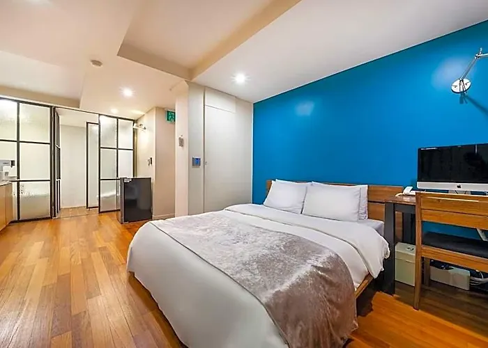Sindorim November Hotel 2*